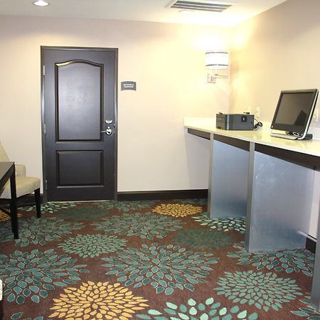 Staybridge Suites Houston - Iah Airport By Ihg Aldine Bagian luar foto